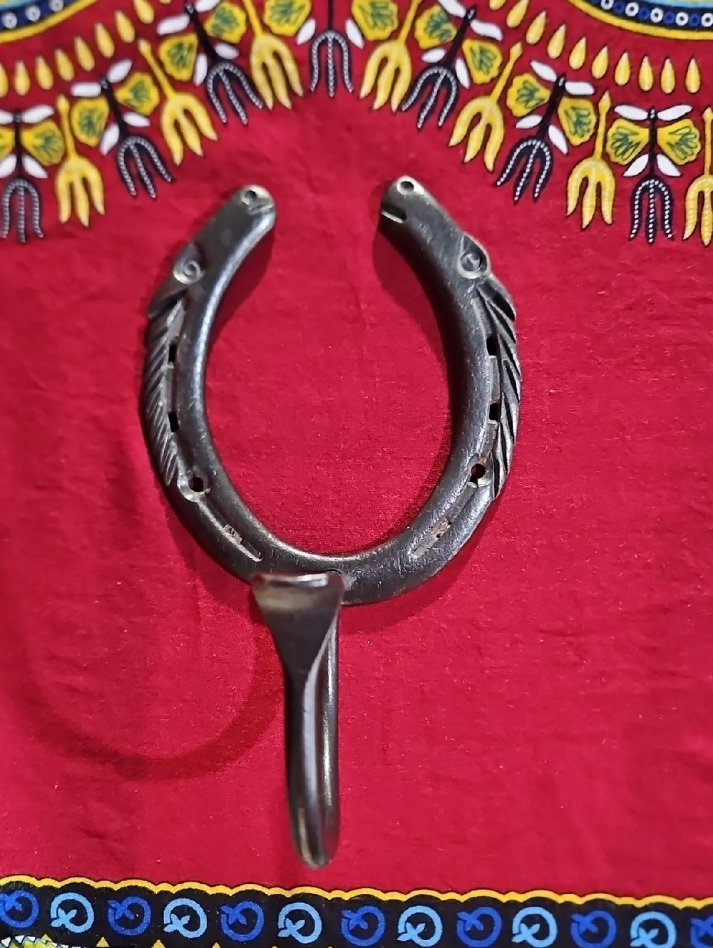 Authentic Rustic Hand Forged Iron Horseshoe Wall Hook with Horse Heads